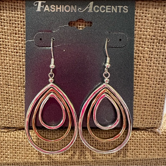 NWT Fashion Accents Earrings fish hook dangle w/ triple teardrop- silver & gold - Picture 3 of 7